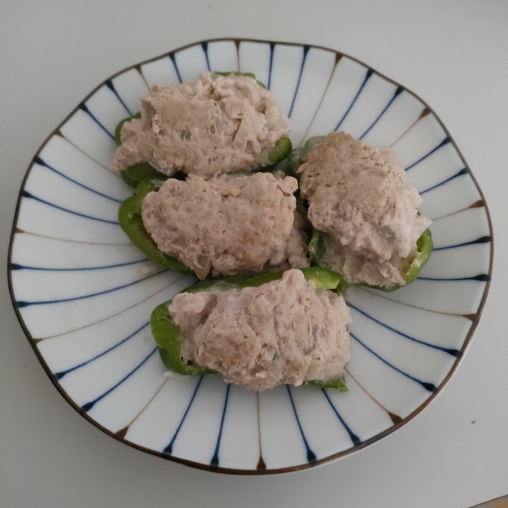 ピーマンの肉詰め(パン粉・片栗粉など無し)